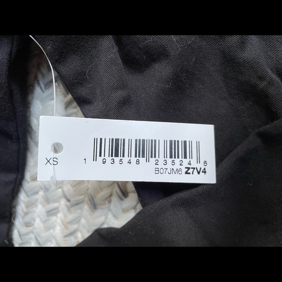 New XS Black Utility Jacket by Amazon Essentials - Picture 7 of 9